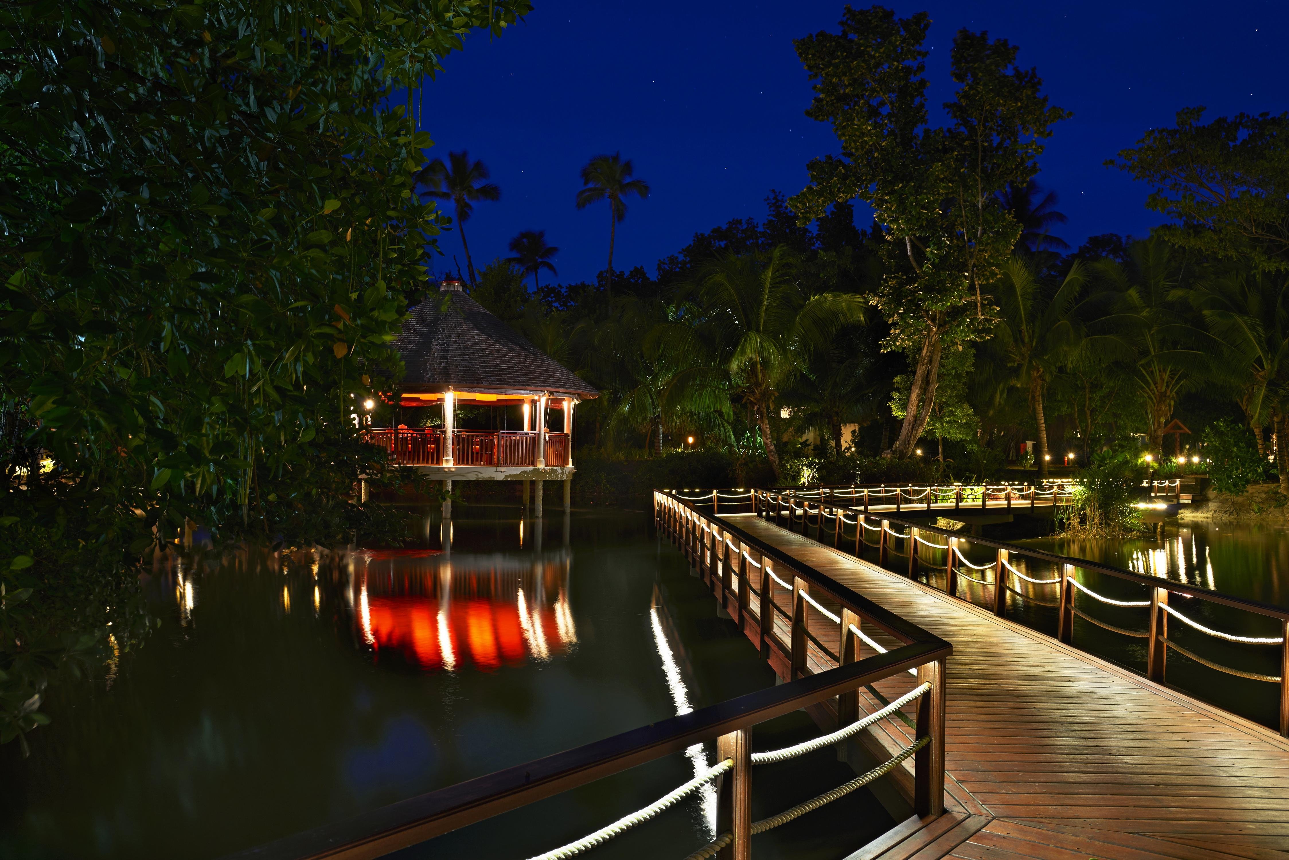 Seychelles Labriz Resort and Spa 10/79