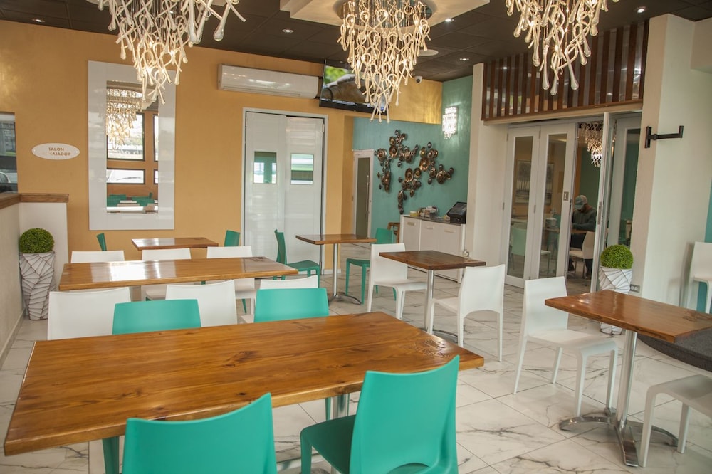Parador el Buen Cafe 10/63