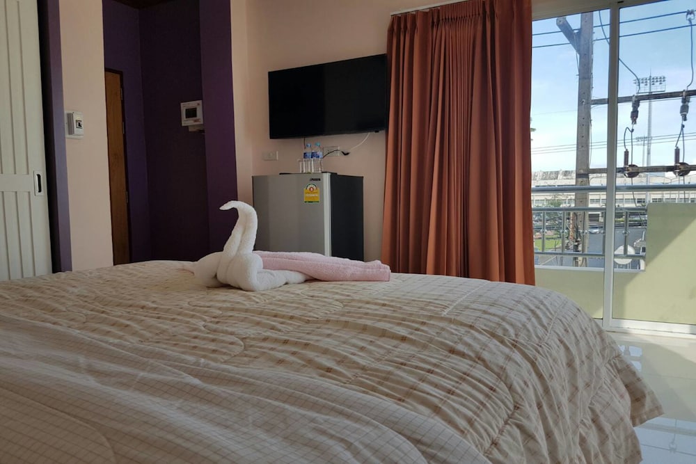 V-House Hotel 2/29