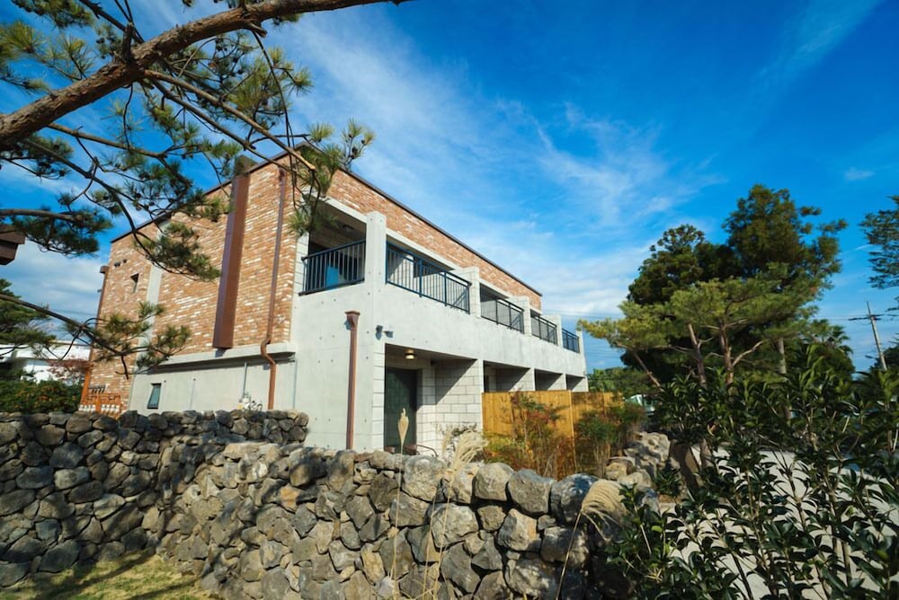 Misoga Pension 9/50