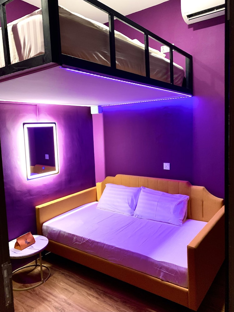 Arena Esports Hotel Bugis 11/50