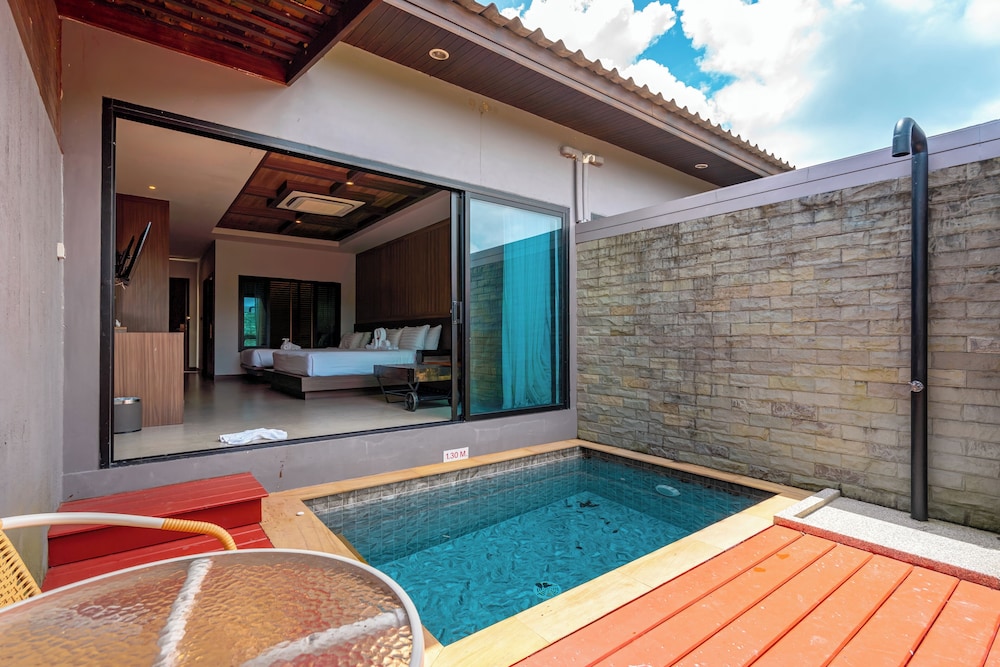 Malabar Pool Villa Phuket 25/47
