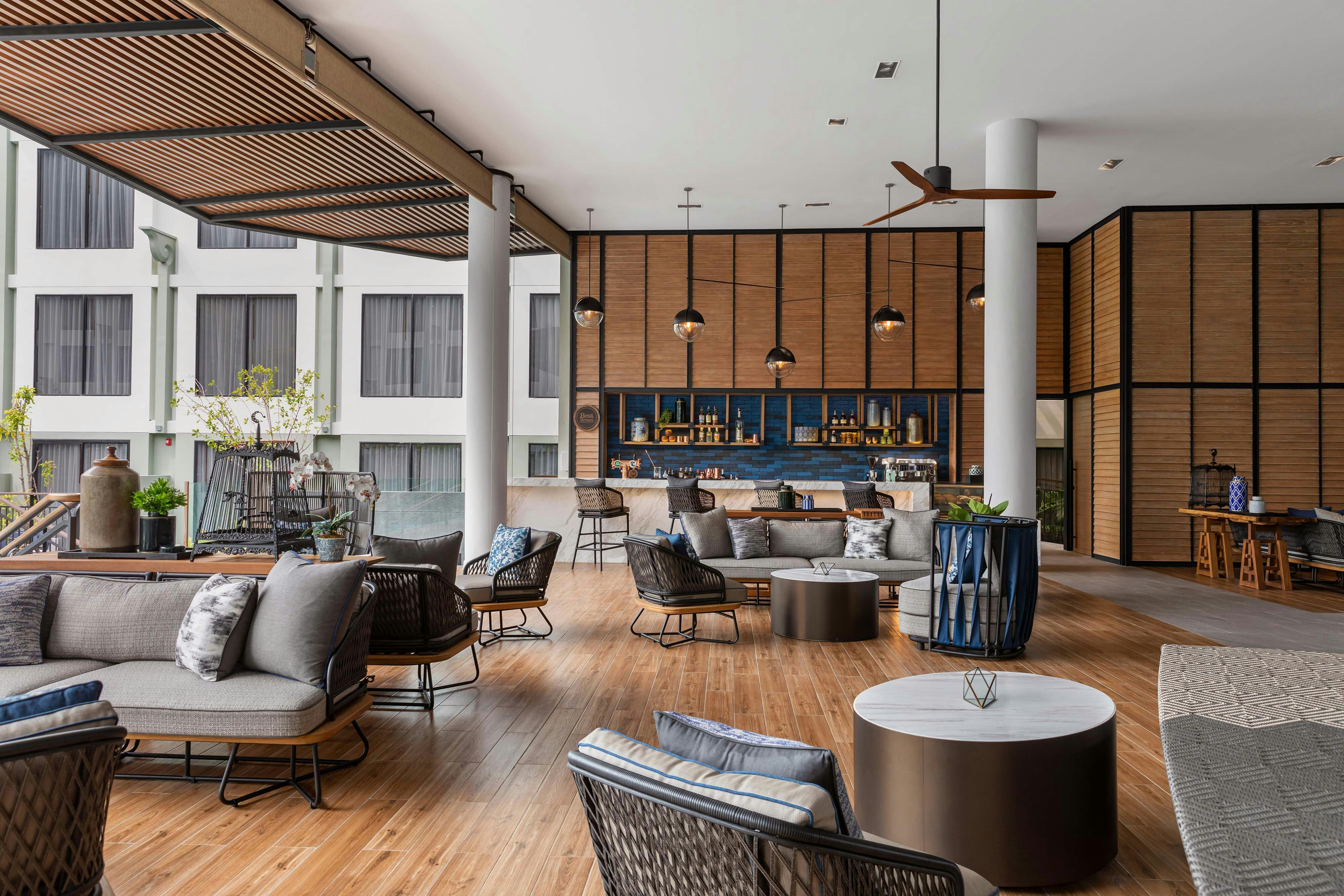 Four Points by Sheraton Phuket Patong Beach Resort 16/44