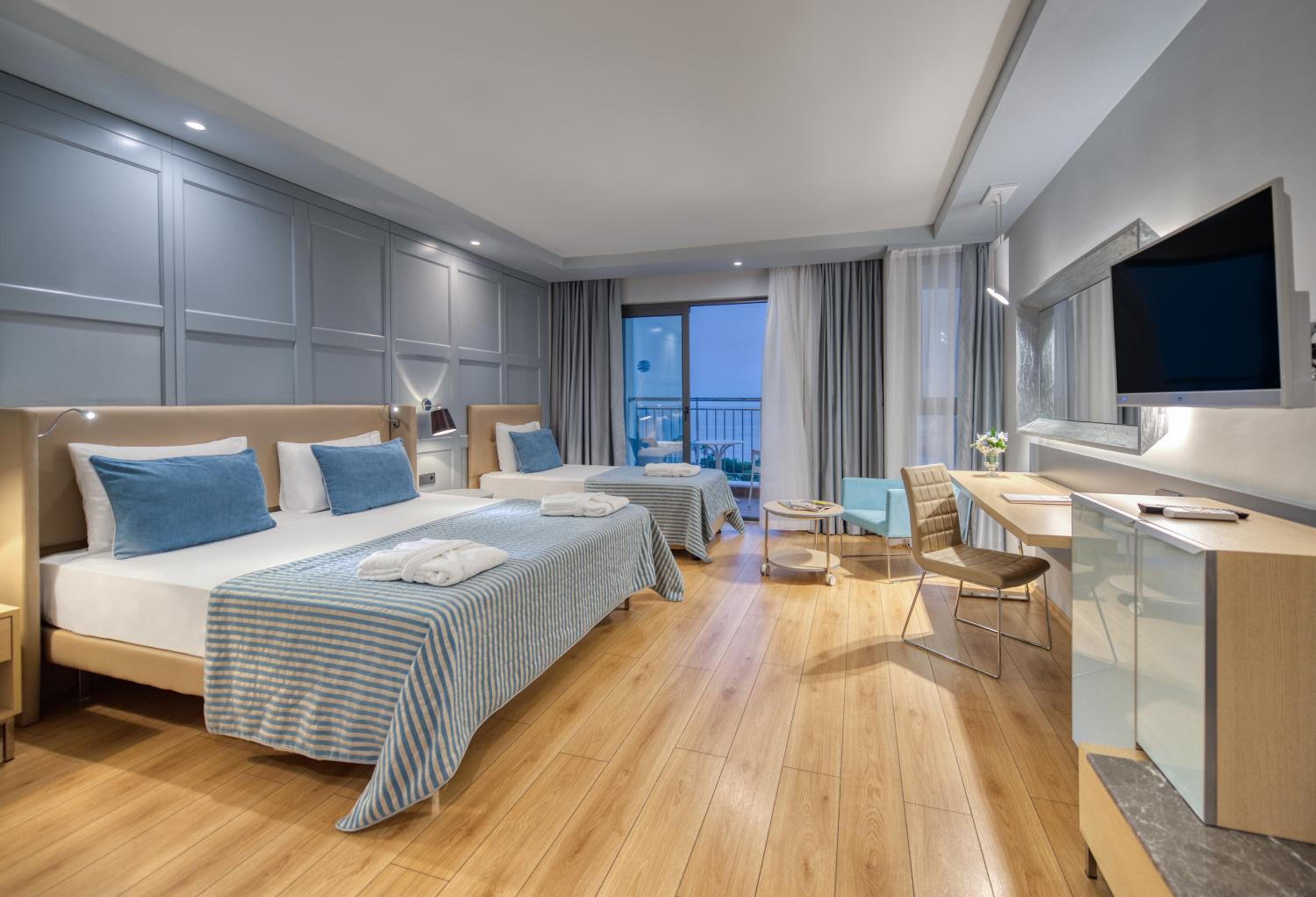 Room, Quadruple, Sea View