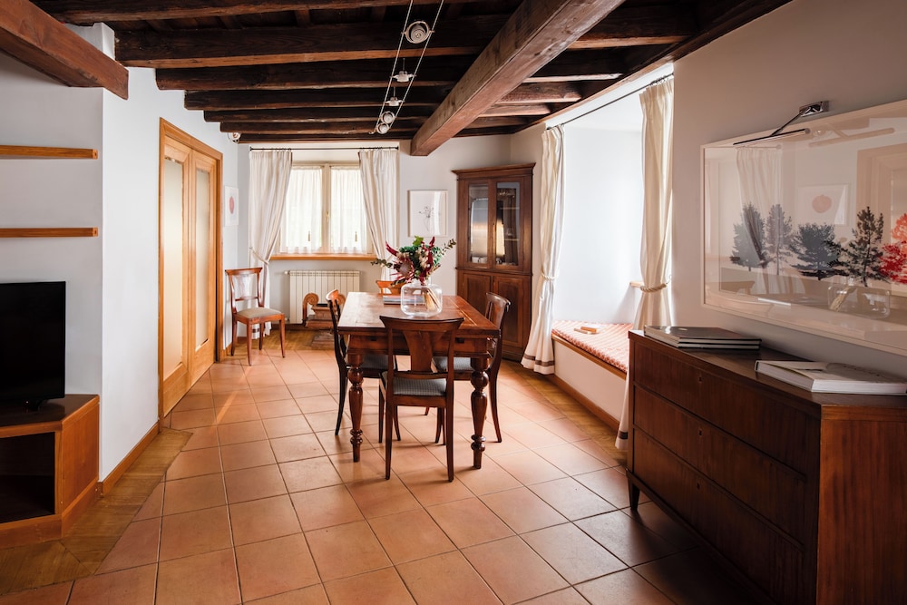 Your Suite Rome 32/50