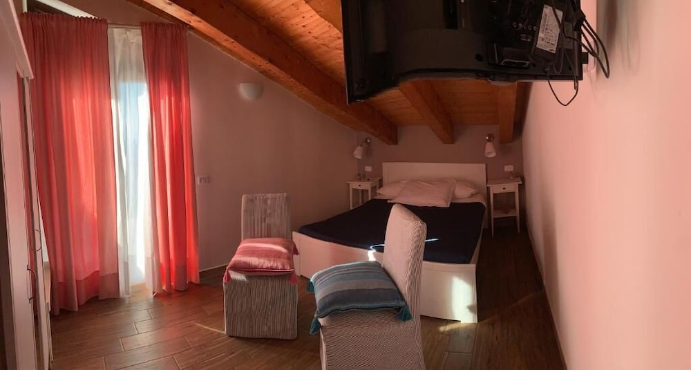B&B Stella del Cilento Rooms، Agropoli 10/13