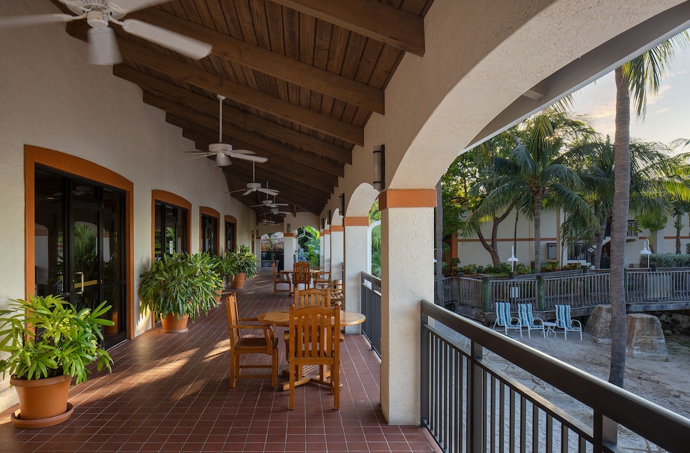 Courtyard By Marriott Key West Waterfront 21/35