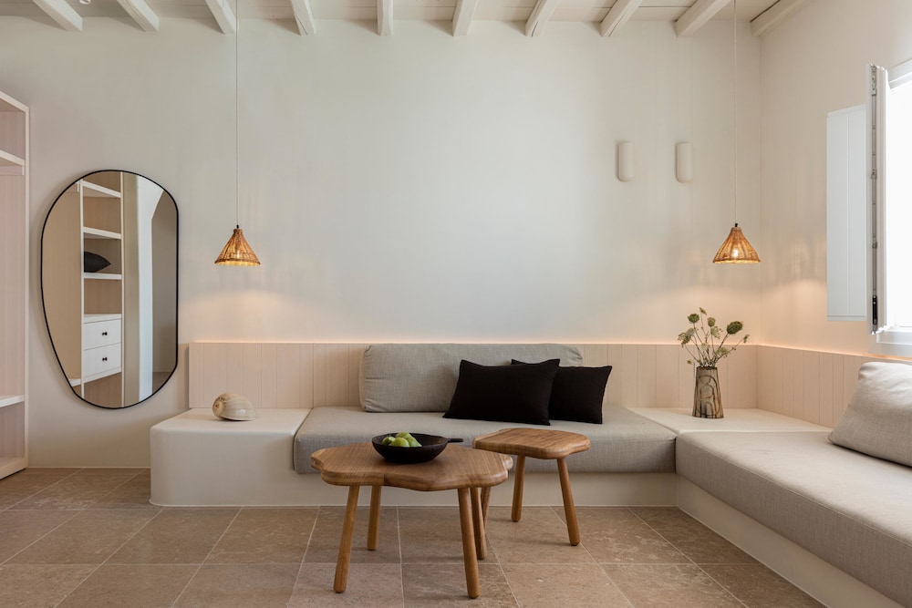 Porto Mykonos Hotel 52/69