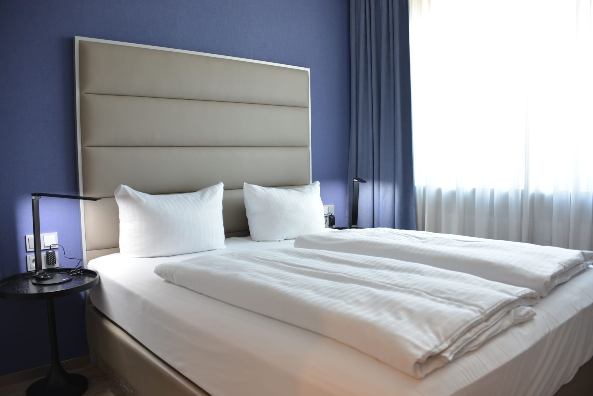 2 BEDROOMS, FAMILY SUITE, 2 BATHROOMS