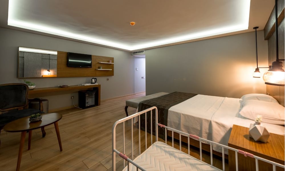 Beypalas Hotel 9/29
