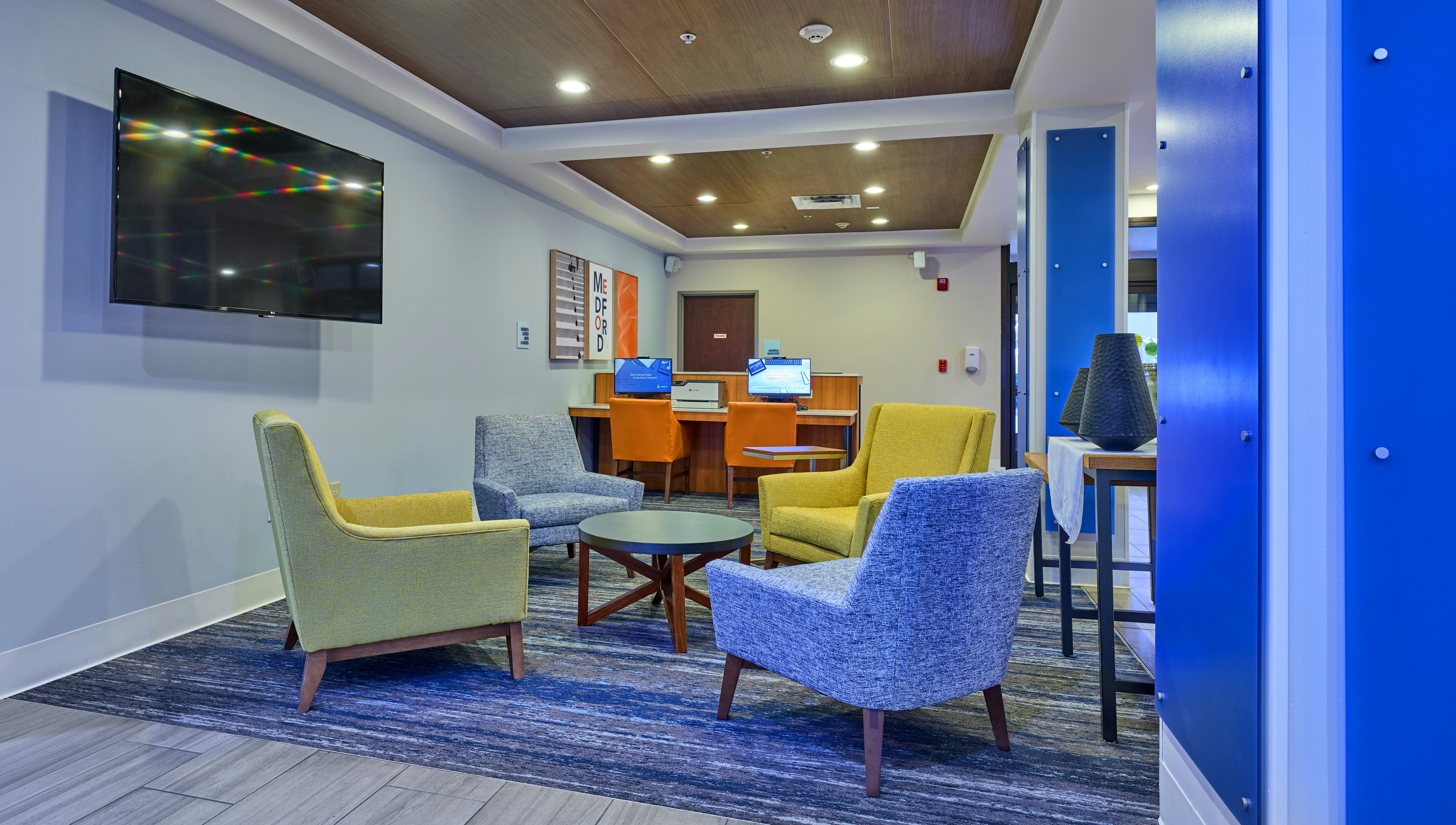 Holiday Inn Express Hotel And Suites Medford Central Point 66/80