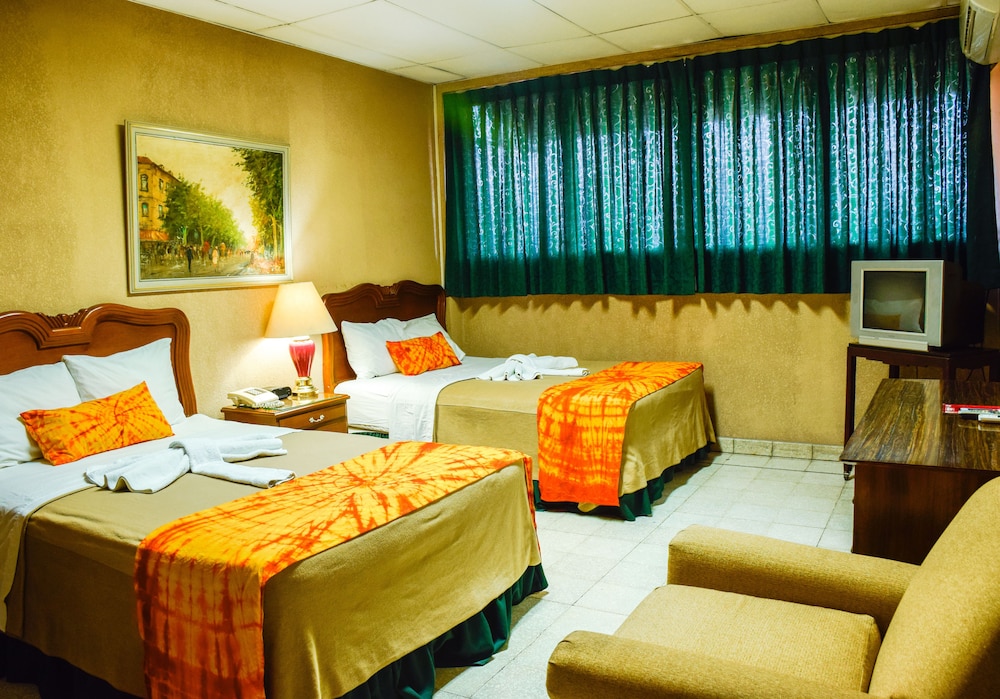 Eco Hotel Mariscal 13/59