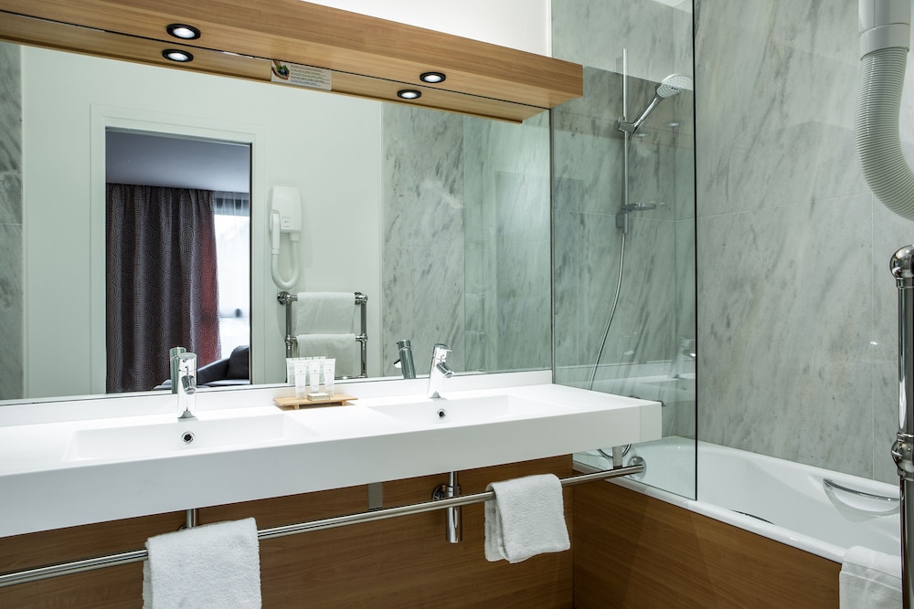 Hotel Forest Hill Paris Meudon-Velizy 43/47