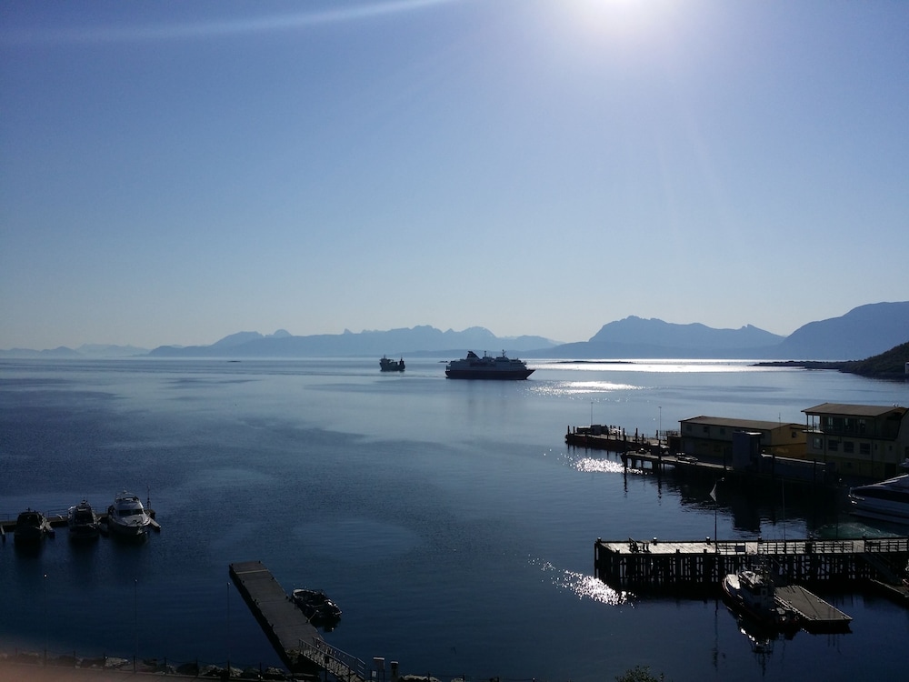 Thon Hotel Harstad 20/62