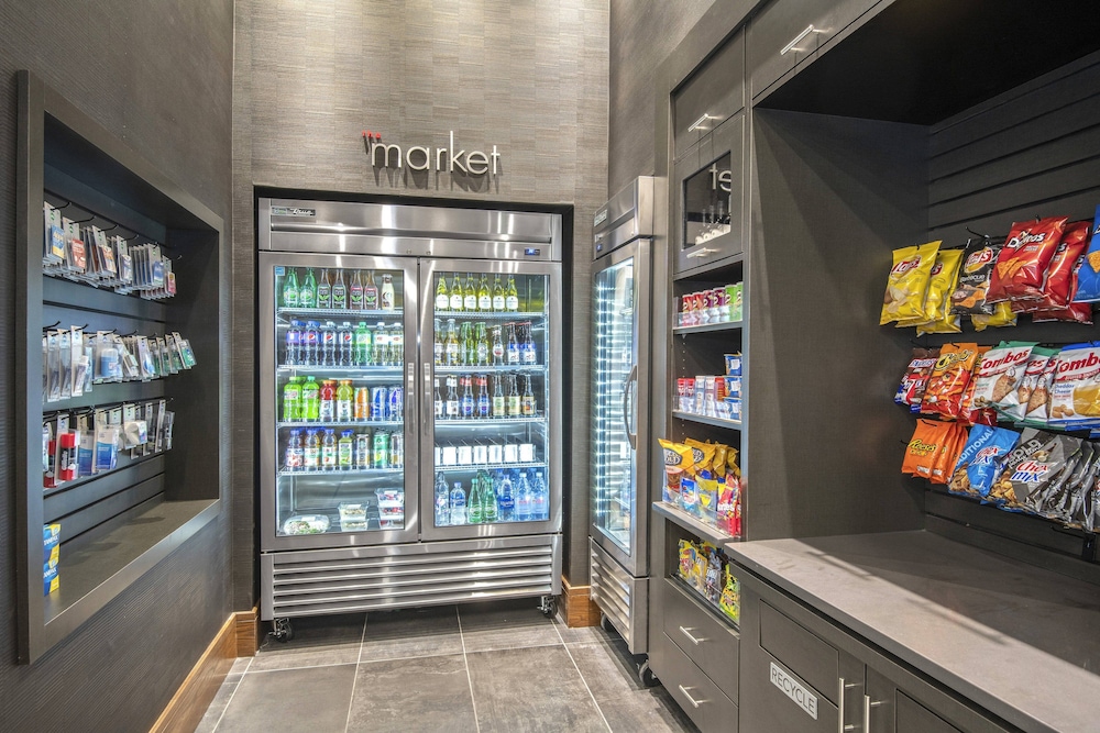 Courtyard By Marriott Raleigh Cary/Parkside Town Commons 35/52