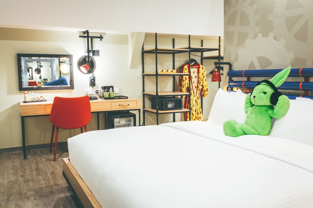 Dash Box Hotel Cyberjaya 16/48