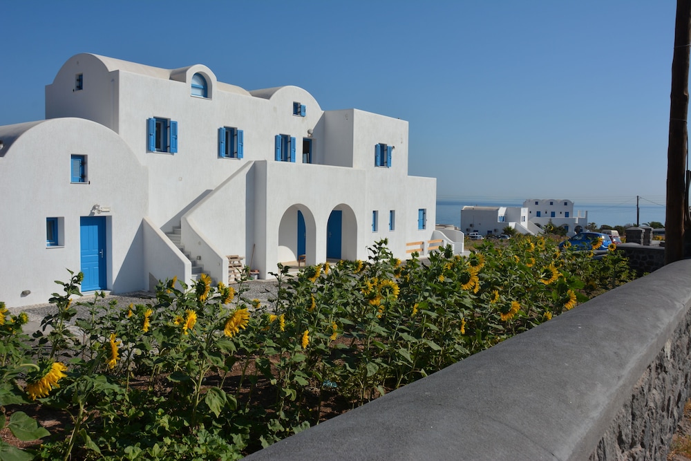 Artemis Village 21/28