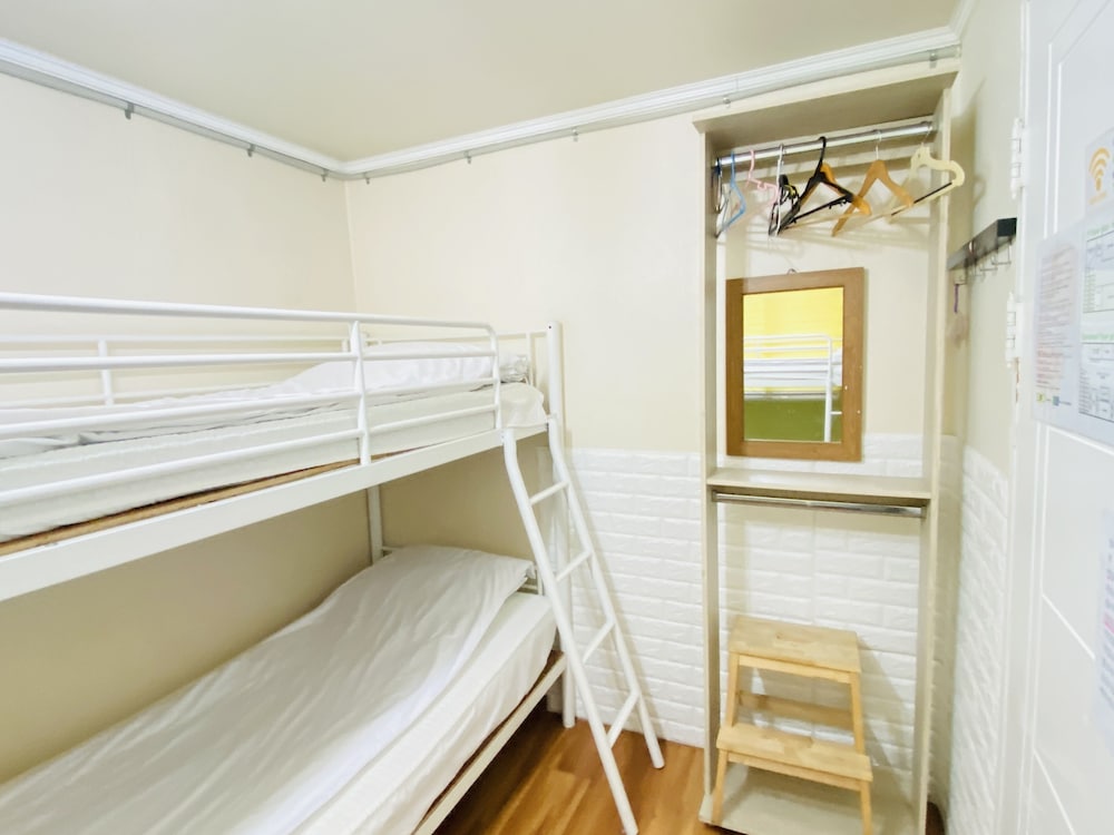Aroha Guest House 34/67