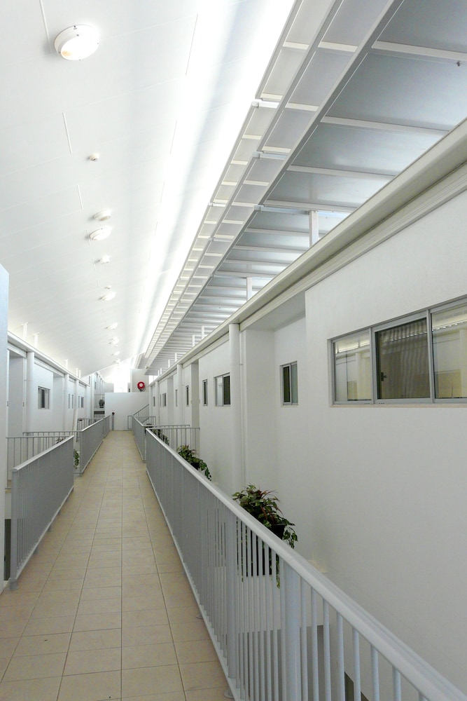 Direct Hotels Monterey Moranbah 6/28