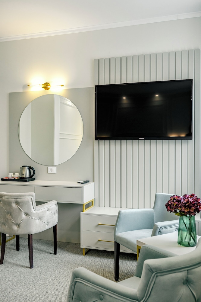 La Strada Boutique Villa 54/70