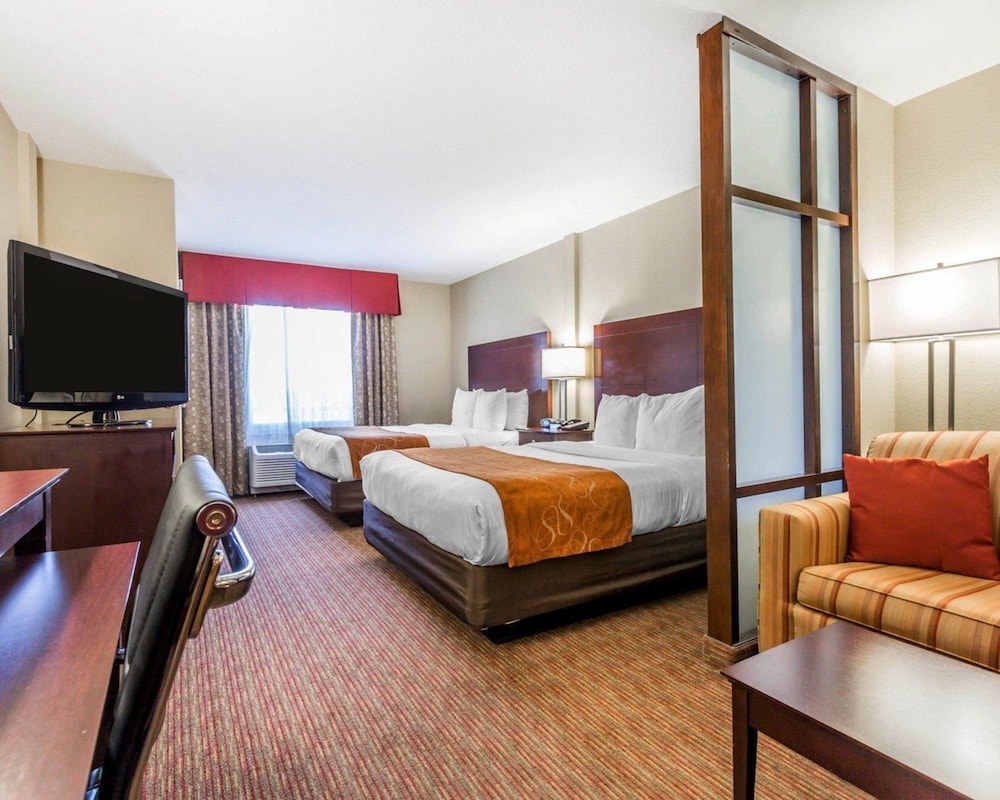 Comfort Suites Blythe, CA 9/49