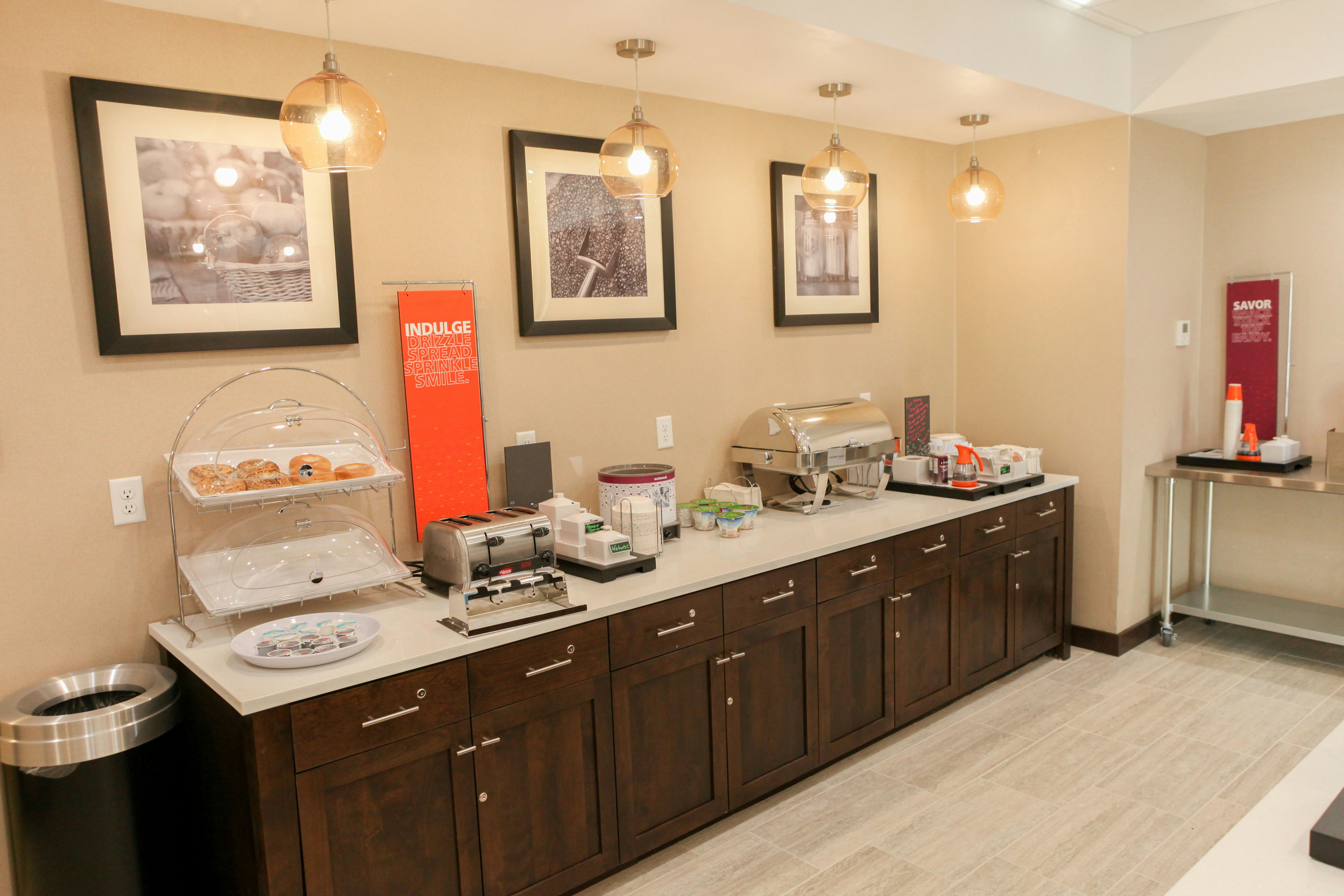 Hampton Inn and Suites Lafayette Medical Center CO 38/57