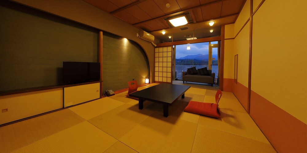 Mikuma Hotel 43/59