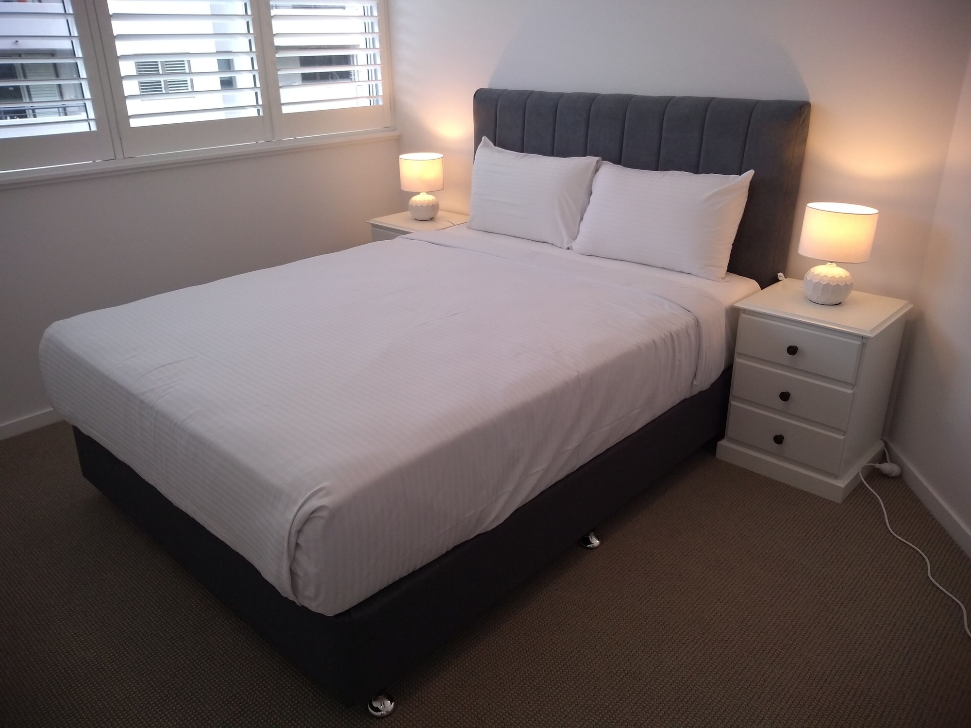 2 BEDROOMS, DELUXE, APARTMENT