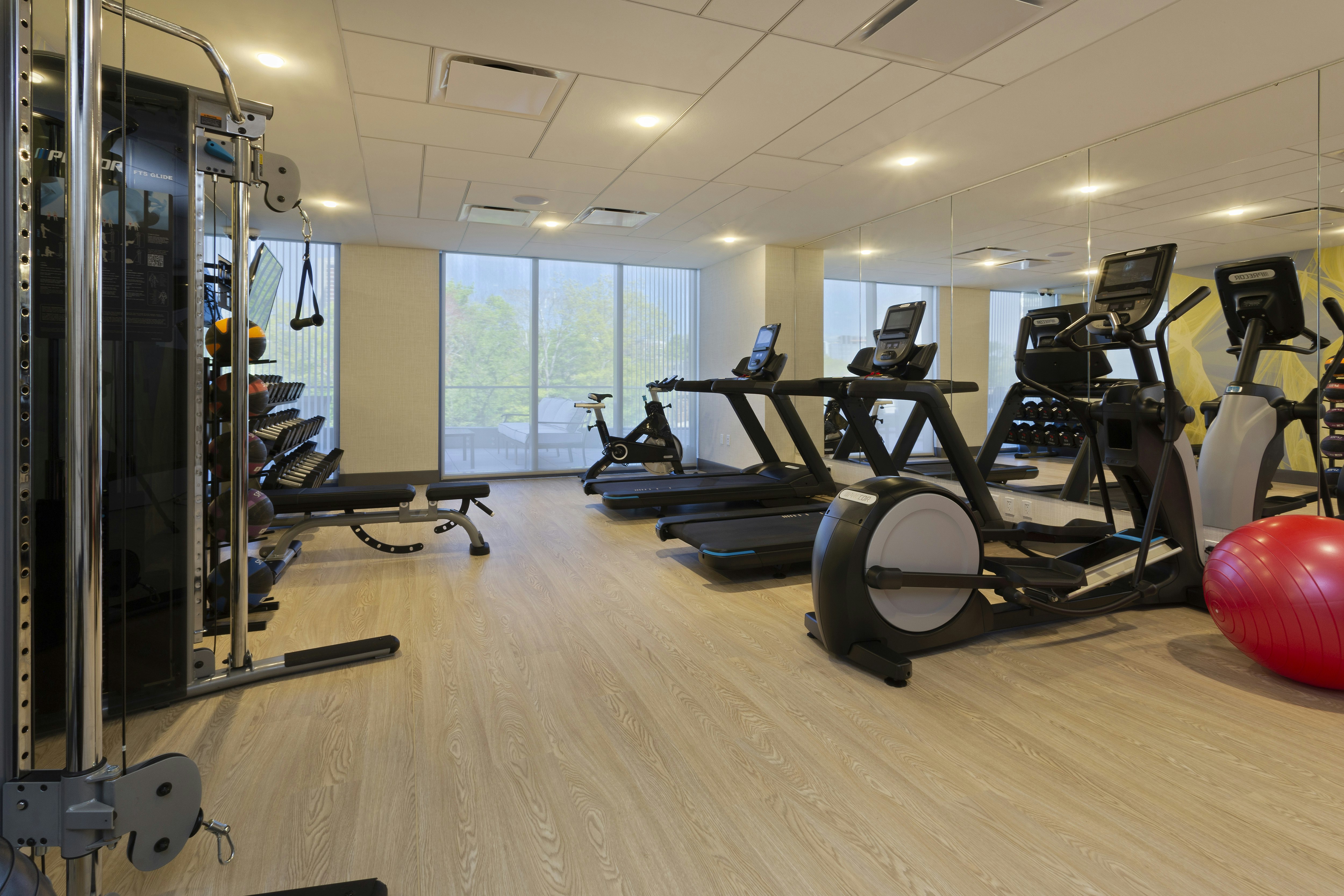 Hilton Garden Inn Boston Brookline Ma 30/57