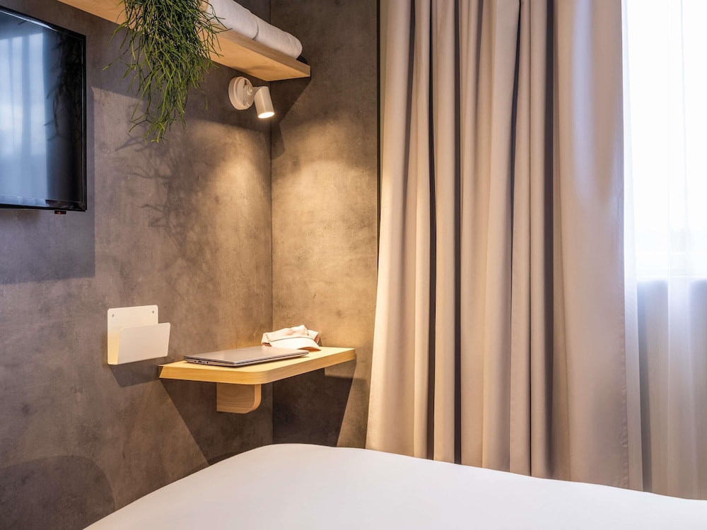 ibis budget Arlon Luxembourg 24/24