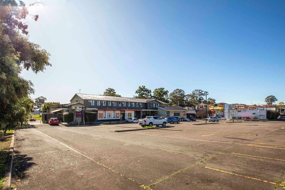 Pritchards Hotel 57/63