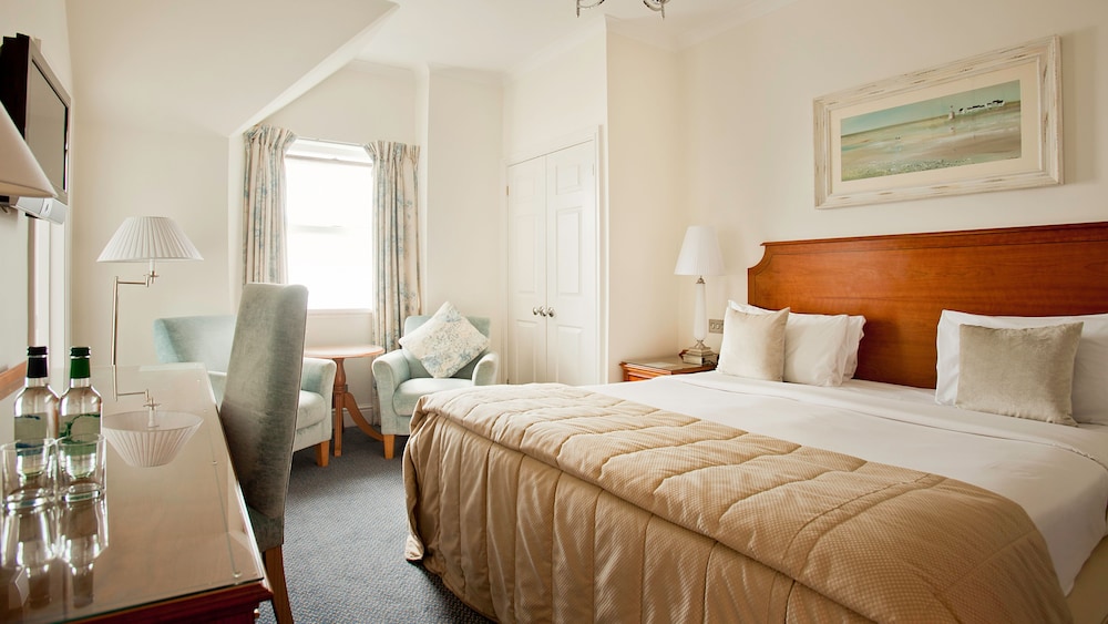 The Royal Duchy Hotel 11/53