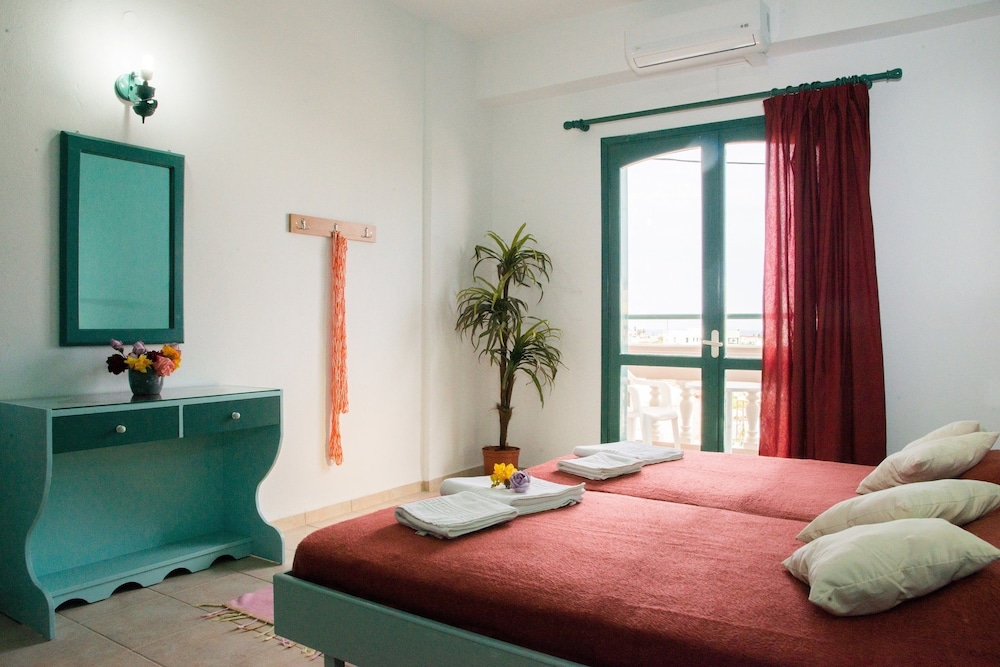 1 BEDROOM, APARTMENT