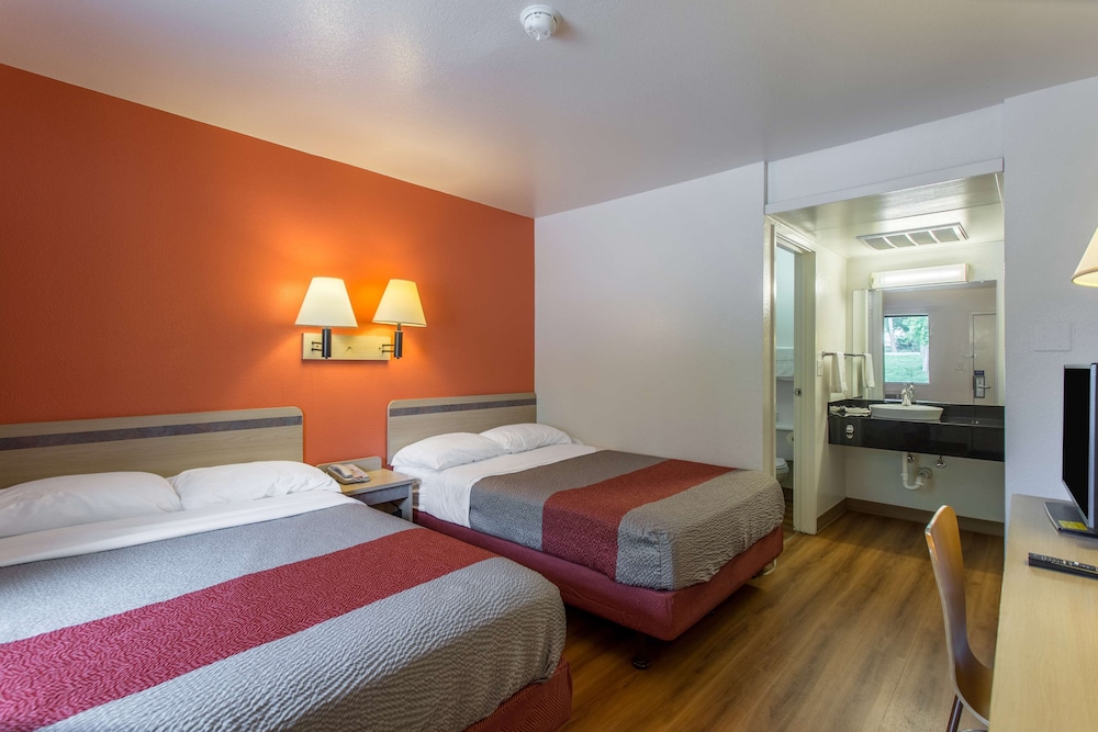 Motel6 Goodlettsville, TN - Nashville 15/39