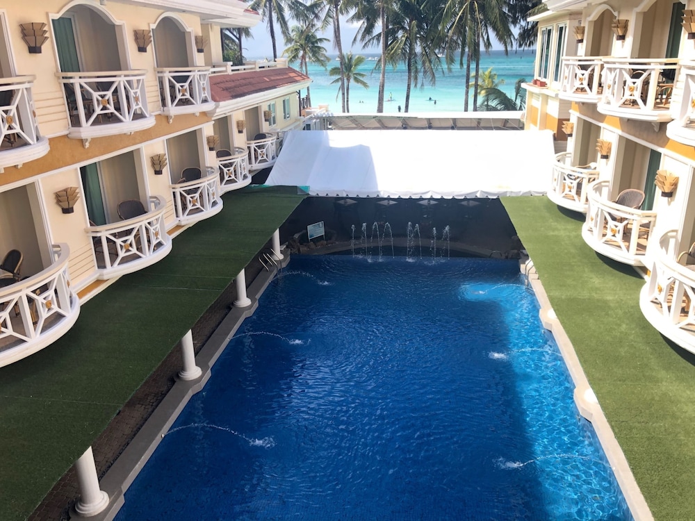Boracay Mandarin Island Hotel 60/67