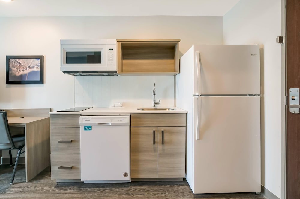 WoodSpring Suites Knoxville West 36/45