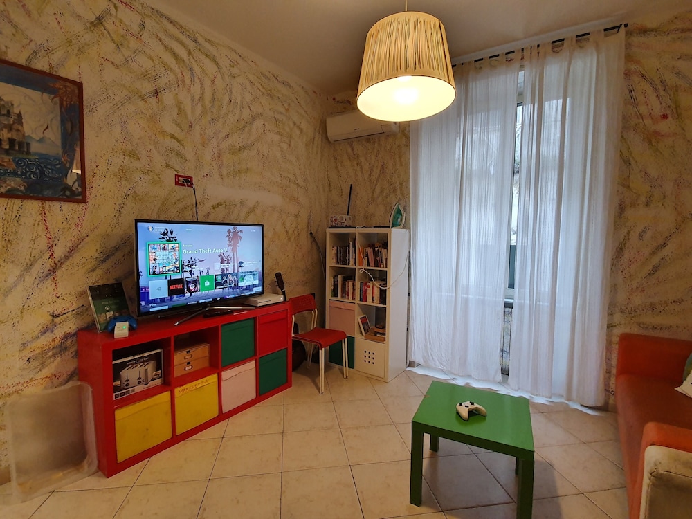Mancini Hostel Naples 58/70