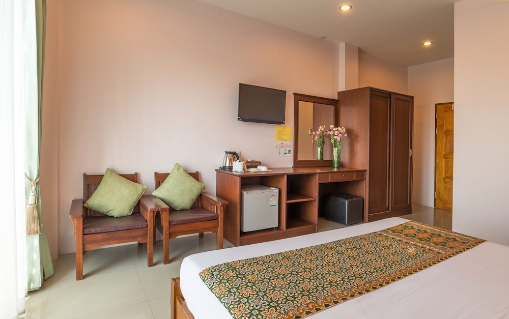 Krabi Phetpailin Hotel 25/49