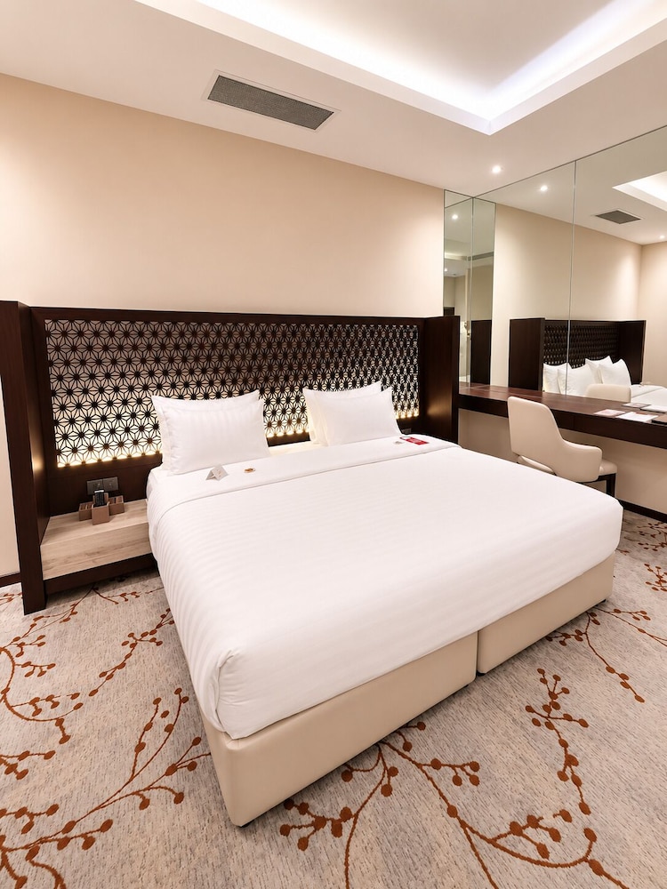 غرفة فاخرة بسرير كينج، Ayan furnished units and Suites 2/4