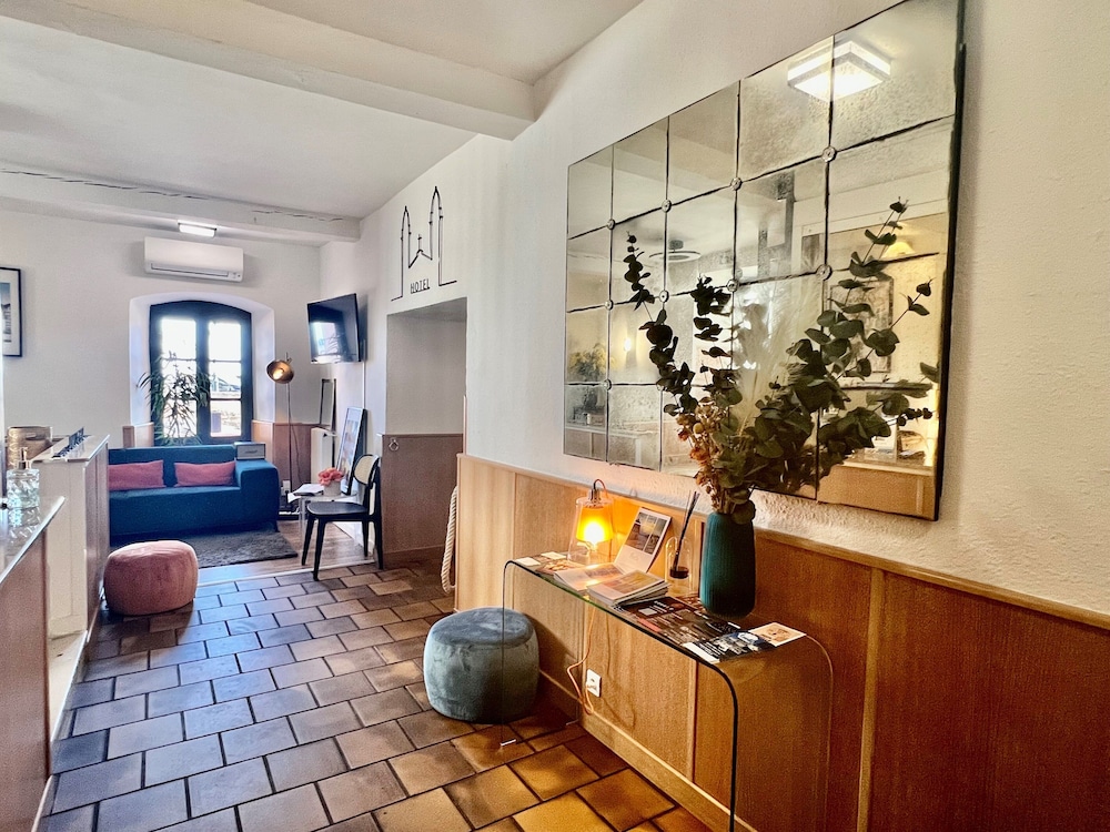 Hotel Posta Vecchia 51/84