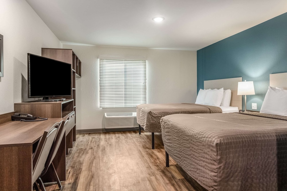 WoodSpring Suites Greenville Haywood Mall 16/33
