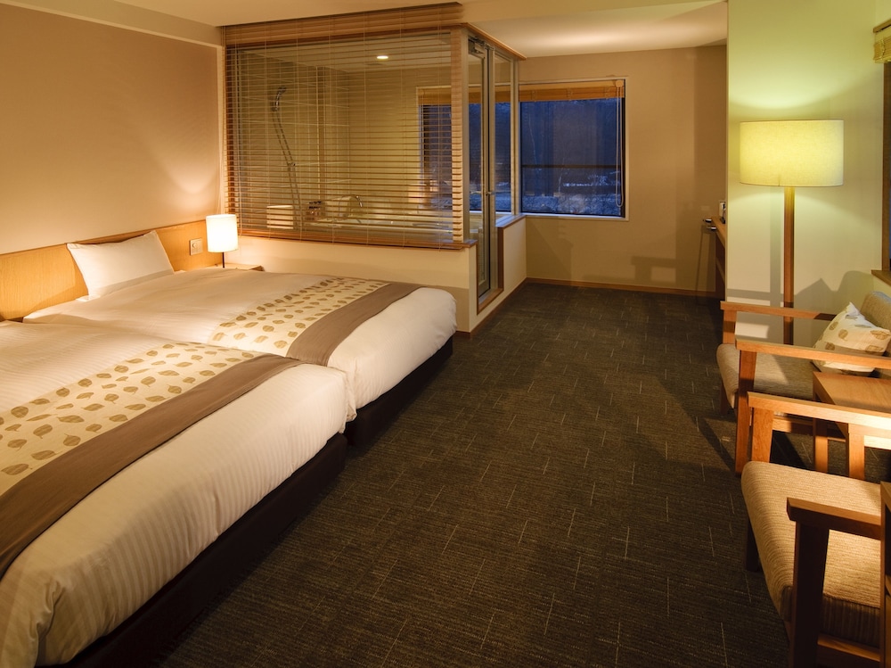 ROOM, TWIN BEDS, RIVER VIEW, PRIVATE BATHROOM