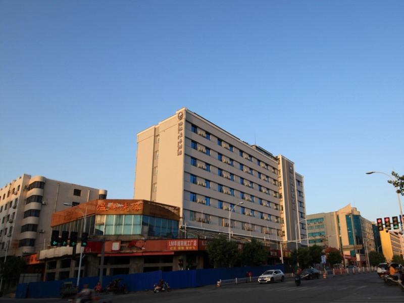 GreenTree Inn Zhengzhou Gongyi Xinxing Road in ZHENGZHOU