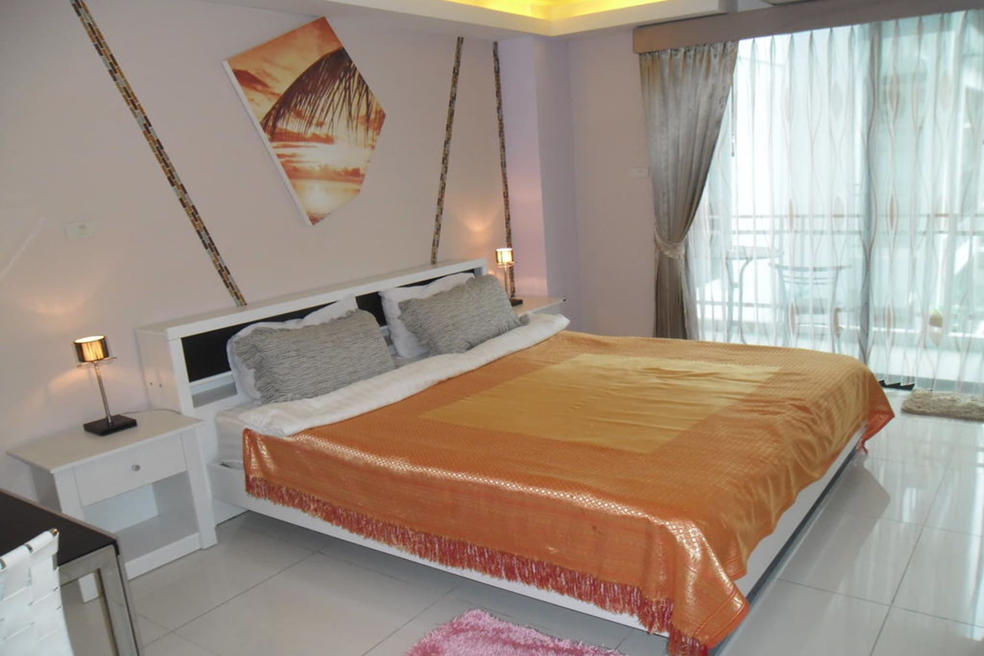 DELUXE, STUDIO, SUITE, POOL VIEW