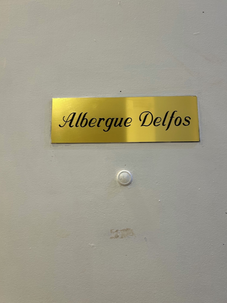 Hostal Delfos 2/49