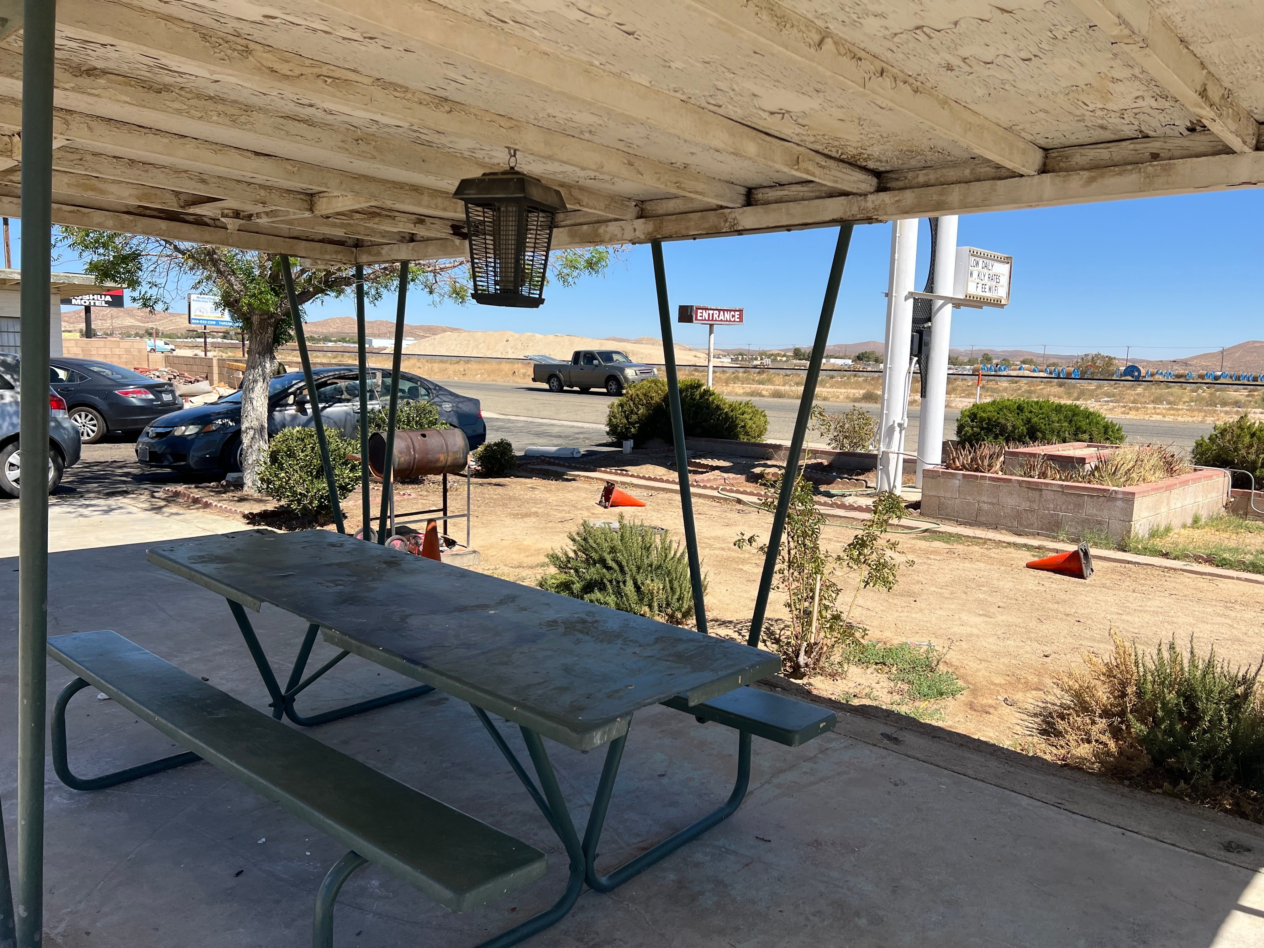 Carls Motel 23/24