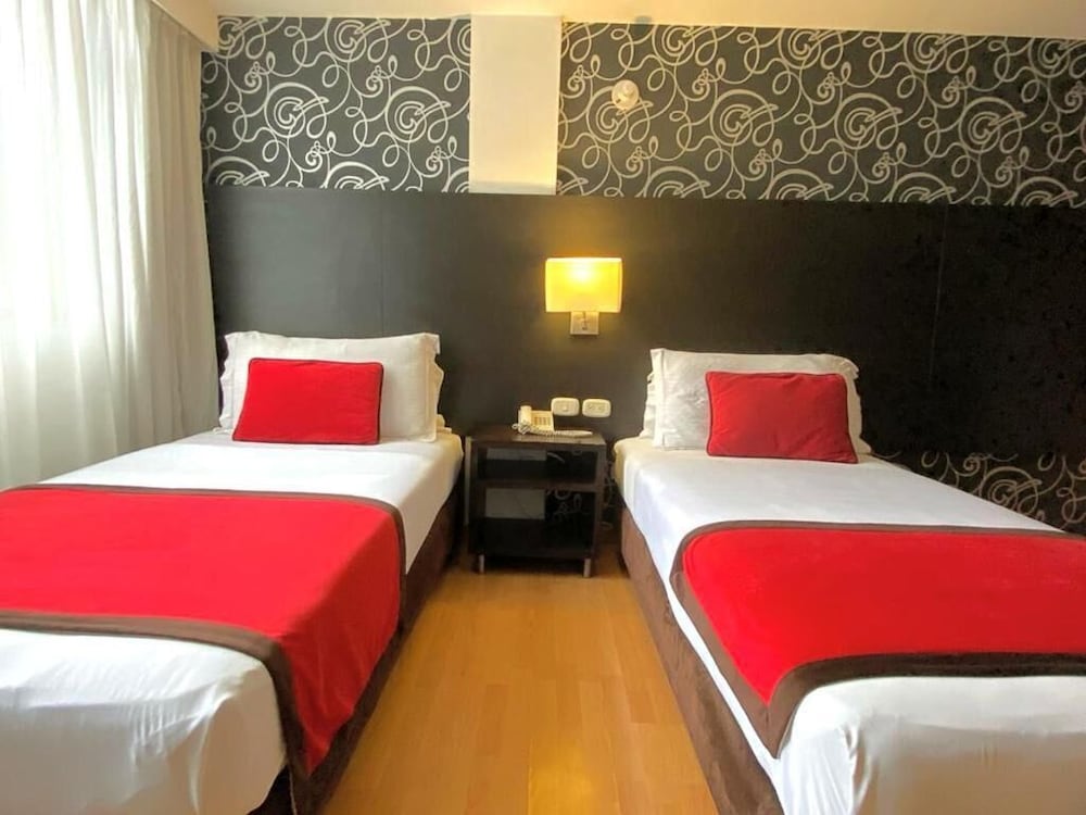 Hospedium Hotel Urban Bogota Javeriana 9/17
