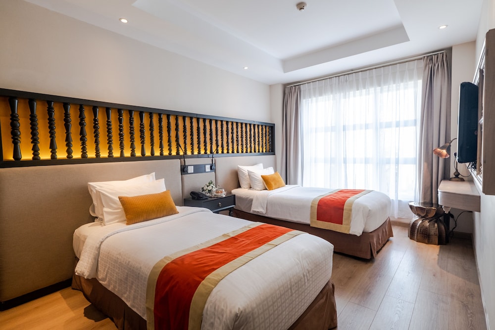 PREMIUM, DELUXE, TWIN BEDS