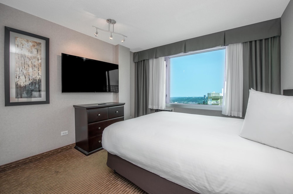 Campus Tower Suite Hotel 20/67