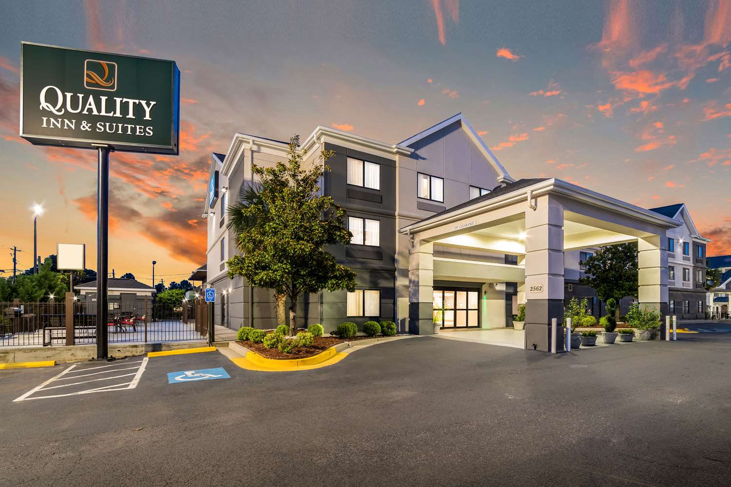 Quality Inn & Suites Augusta I-20 30/32